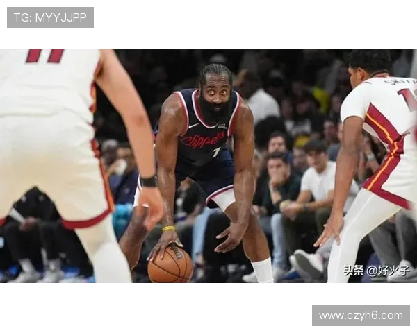 哈登在新赛季的表现如何又C了几场引发球迷热议